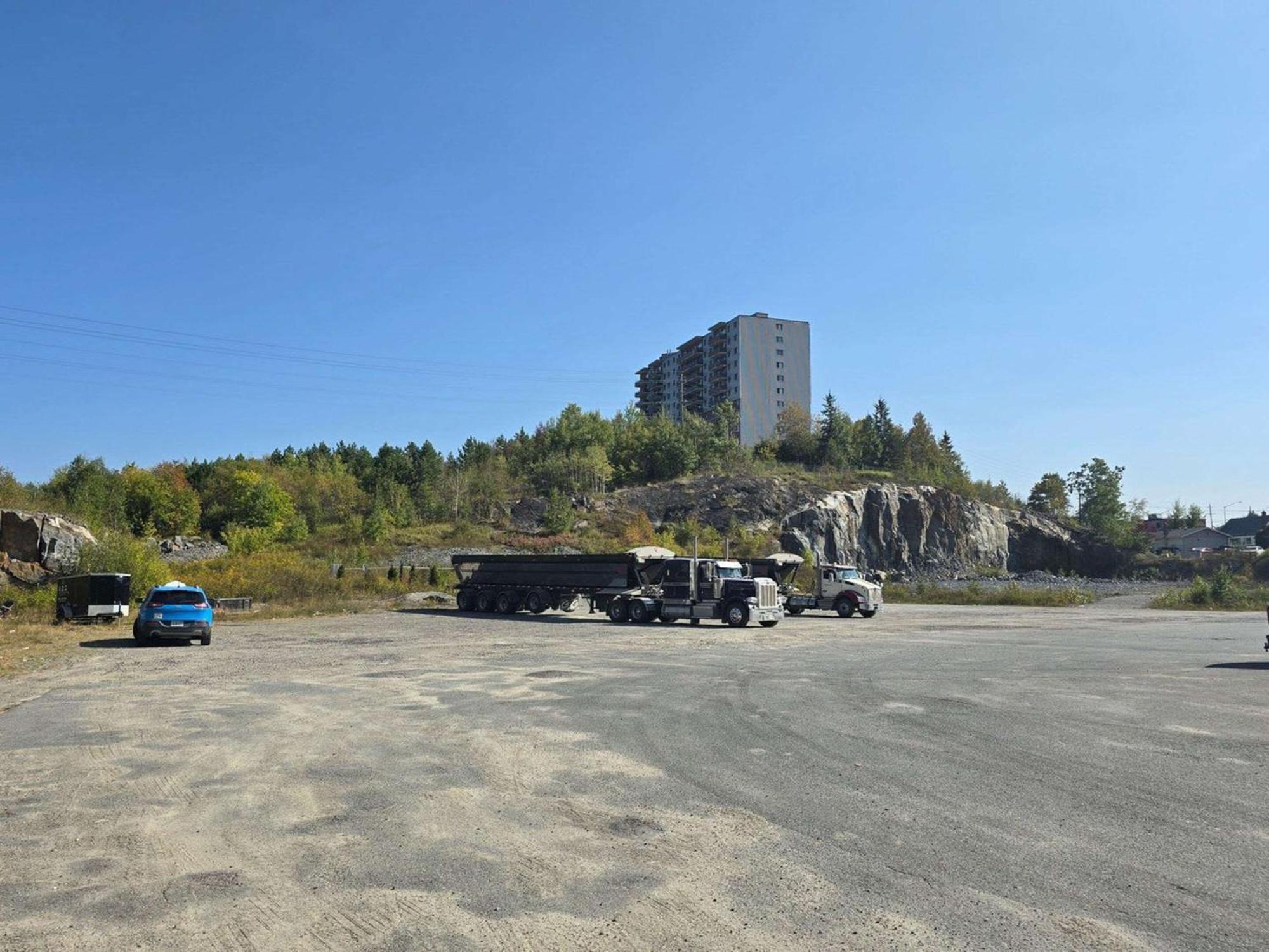 Rodeway Inn Sudbury Bagian luar foto