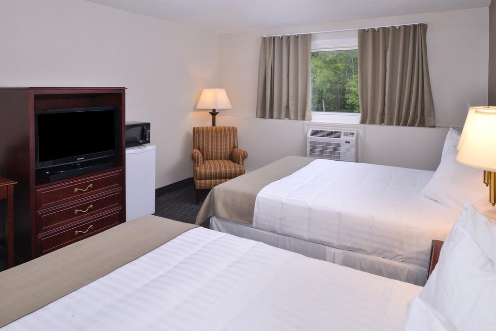 Rodeway Inn Sudbury Bagian luar foto